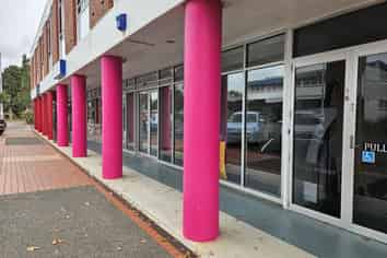 288M² RETAIL OR OFFICE ON HALL
