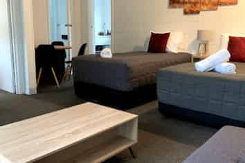 Excellent Business lease Opportunity