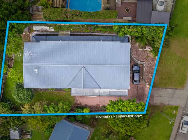 19 Woodside Avenue, Northcote
