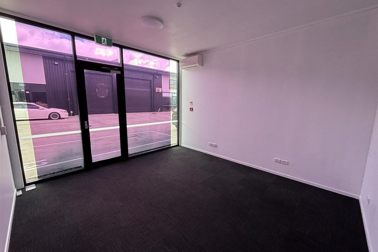 Rent Reduced - Get Me A Tenant - Bild 3
