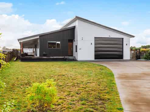 14 Komahimahi Way, Motuoapa