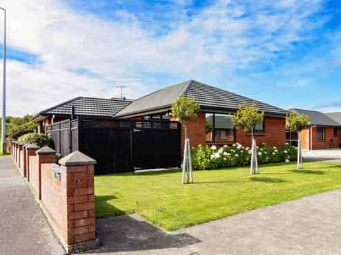 329E Yarrow Street, Richmond