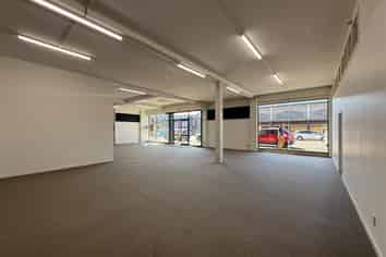Another Showroom on the Edge of the CDB