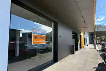 Another Showroom on the Edge of the CDB