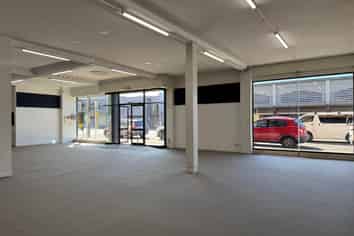 Another Showroom on the Edge of the CDB