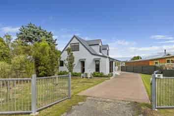 76 Grace Street, Sanson