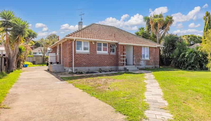 5  Tunis Road, Panmure