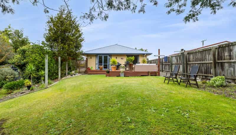 2A Bank Street, Amberley