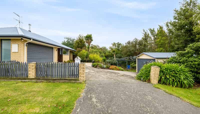 2A Bank Street, Amberley