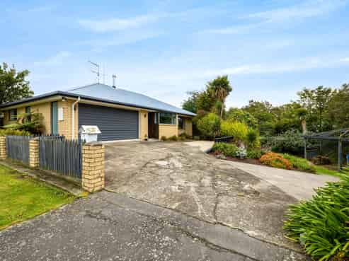 2A Bank Street, Amberley