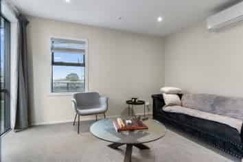 G10/69B Hall Avenue, Mangere