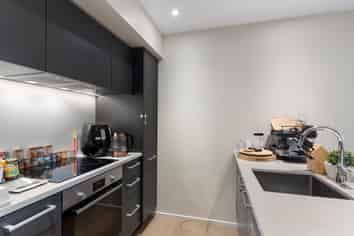 G10/69B Hall Avenue, Mangere