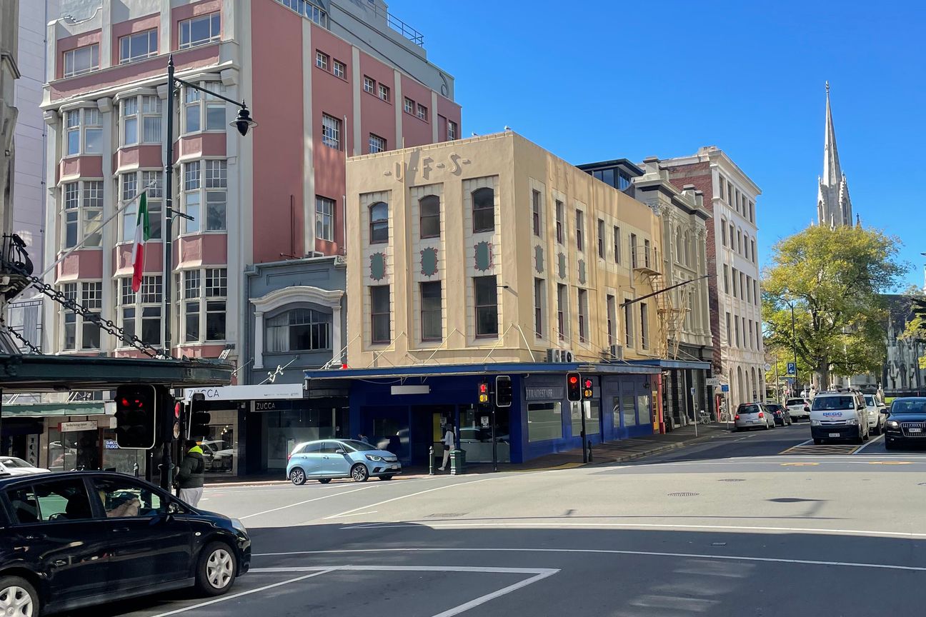 Pristine Redevelopment! Your Next Office? - Vista 2