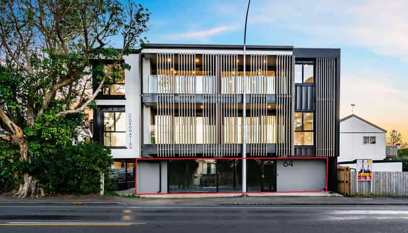 A+B/64 Coronation Road, Mangere Bridge