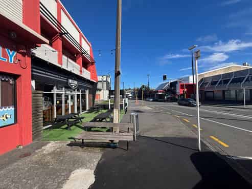 High-Exposure Site in the Heart of Johnsonville