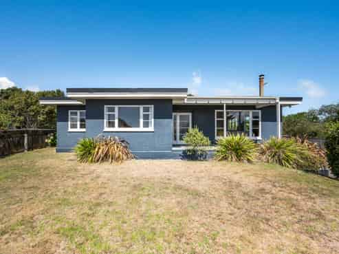 118 Raumati Road, Raumati Beach