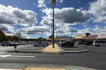 RESTAURANT BUSINESS OPPORTUNITY IN NORTHCOTE
