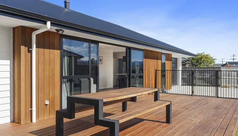 7 Angus Place, Carterton