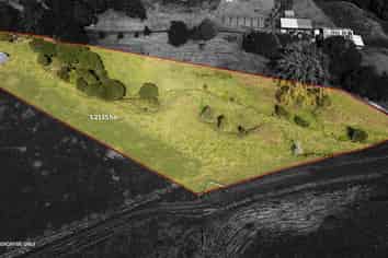  563 Ness Valley Rd, Clevedon