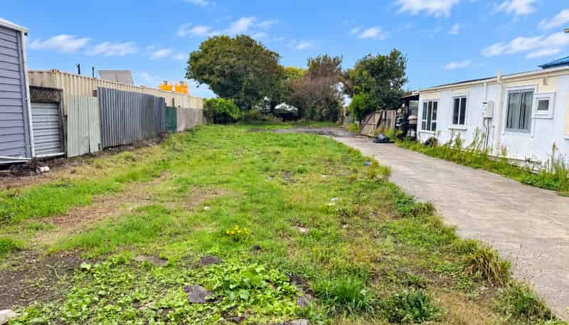9a Mawhitiwhiti, Normanby