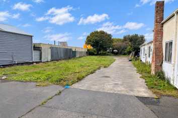 CENTRAL NORMANBY - LAND WITH OPTIONS