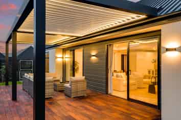 22 Kirkland Crescent, Harewood