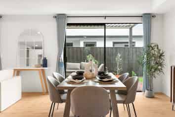22 Kirkland Crescent, Harewood