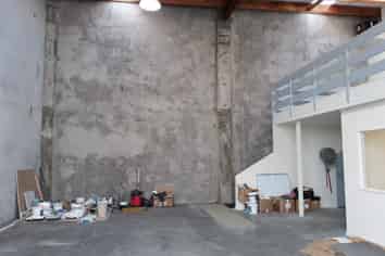 180sqm Park Road workshop!