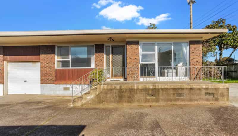 1/69 Hepburn Road, Glendene