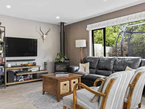 59 Balmoral Drive, Hilltop