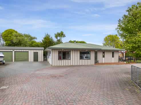 59 Balmoral Drive, Hilltop
