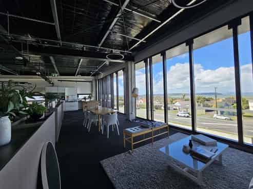 400sqm modern office space with ocean views