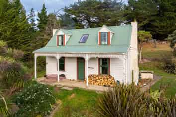 61 Coutts Gully Road, Taieri Mouth