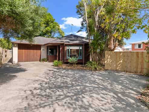 49A Pakuranga Road, Pakuranga