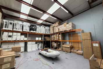 TIDY TAYLORS ROAD WAREHOUSE / OFFICE
