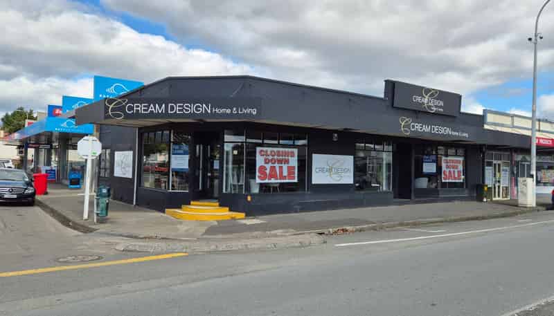 206 Main Highway , Otaki