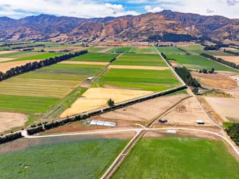 141 Domain Road, Lake Hawea