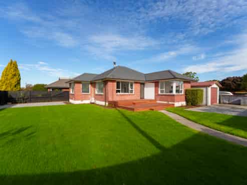 73 Bentley Street, Russley