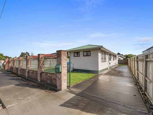 6 Berwyn Avenue, Takanini