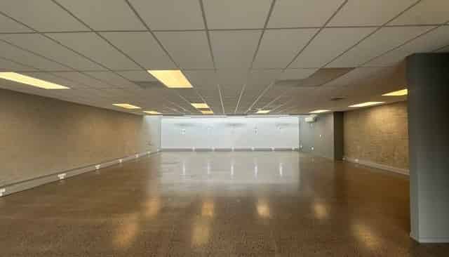  355 New North Road, Kingsland