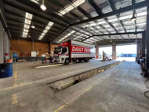 Triple Bay Workshop with Massive Yard!