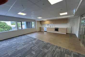 Top-Level Office to Impress!
