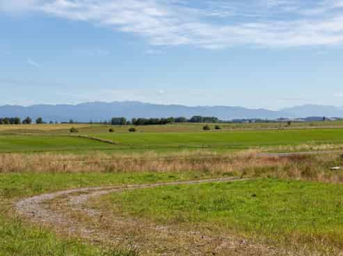 1015 Lake Ferry Road, Martinborough