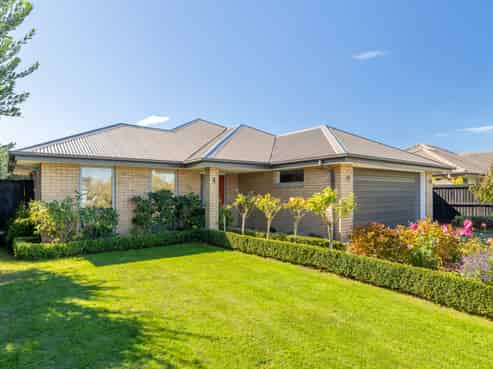 11 Ferdinand Terrace, Yaldhurst