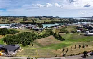 78 Rangitahi Road, Raglan