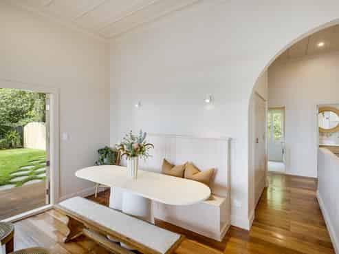 5 Denholm Road, Hospital Hill