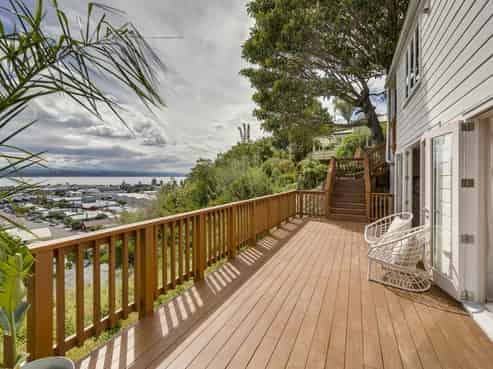 5 Denholm Road, Hospital Hill