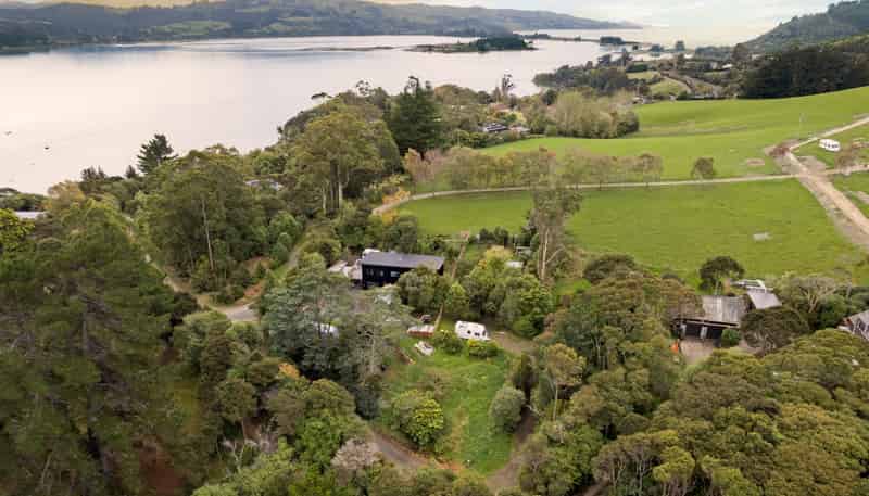 7 Chelivode Street, Waitati