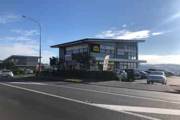 Calling Service Retailers - Tenancy on Lunn Ave