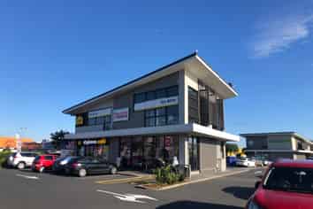 Calling Service Retailers - Tenancy on Lunn Ave